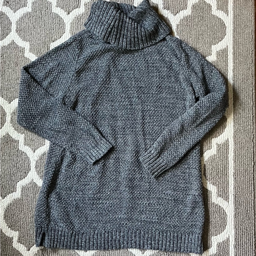 Hilary Radley Grey Tunic length knit sweater with cowl neck, XL, EUC